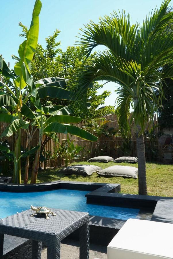 Отель Copacabana Gili Air Матарам Экстерьер фото